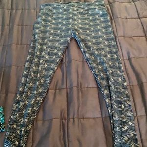 LuLaRoe leggins - tall and curvy